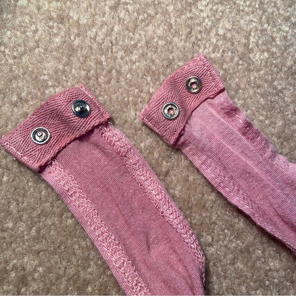 Bodysuit with Plunge Neckline - Dusty Rose - Picture 5 of 5